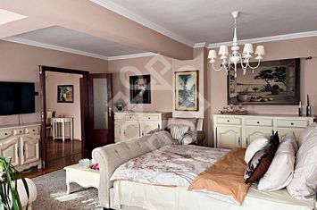 Apartament cu 3 camere de inchiriat in zona centrala, Bld. Magheru anunturi imobiliare Bihor