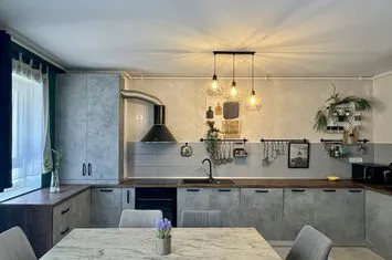 Apartament 2 camere de vanzare TOMIS PLUS - Constanta anunturi imobiliare Constanta