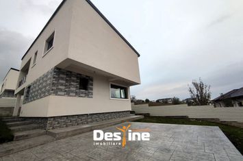 Vilă - 4 camere de vanzare VALEA LUPULUI - Iasi anunturi imobiliare Iasi