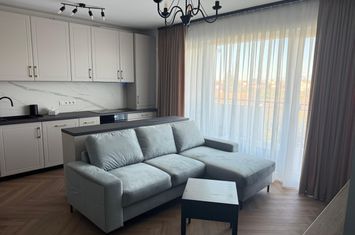Apartament 3 camere de inchiriat TURNISOR - Sibiu anunturi imobiliare Sibiu