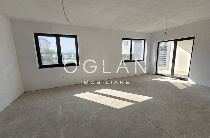 Vilă - 4 camere de vanzare SIBIU - Sibiu anunturi imobiliare Sibiu
