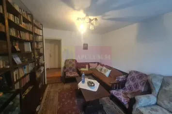 Apartament cu 3 camere de vanzare in Campina - Zona Liceul Energetic anunturi imobiliare Prahova