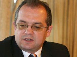 Soarta Primei Case hotarâtă astăzi