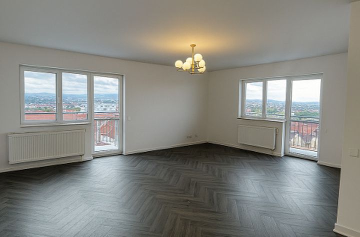 Apartament 4 camere de vanzare MIHAI VITEAZU - Sibiu anunturi imobiliare Sibiu