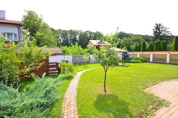 Baneasa - Teisani, vila P+1E, 6 camere, suprafata utila 212 mp anunturi imobiliare Bucuresti