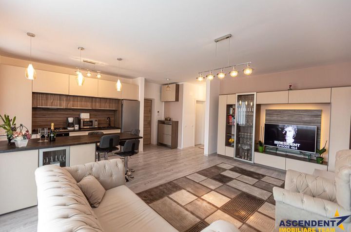 Apartament 3 camere de inchiriat TRACTORUL - Brasov anunturi imobiliare Brasov