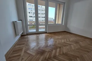 Apartament 3 camere de vânzare Bucuresti - Romana