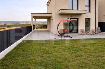 Vilă - 4 camere de vanzare SUCEAVA - Suceava anunturi imobiliare Suceava