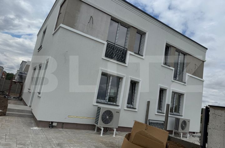 Vilă - 4 camere de vanzare REMETEA MARE - Timis anunturi imobiliare Timis