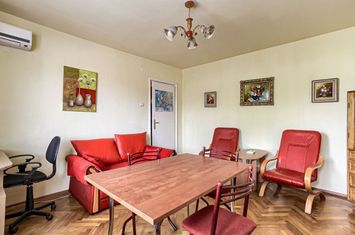 Apartament 2 camere de vanzare CENTRAL - Arad anunturi imobiliare Arad