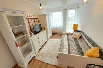 Apartament 2 camere de inchiriat FLORESTI  - Cluj anunturi imobiliare Cluj