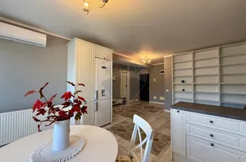Apartament cu 2 camere de închiriat| parcare privată, lift și balcon anunturi imobiliare Cluj