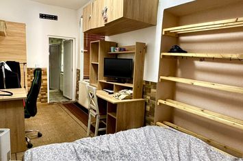 Garsonieră de inchiriat ORASUL DE JOS - Sibiu anunturi imobiliare Sibiu
