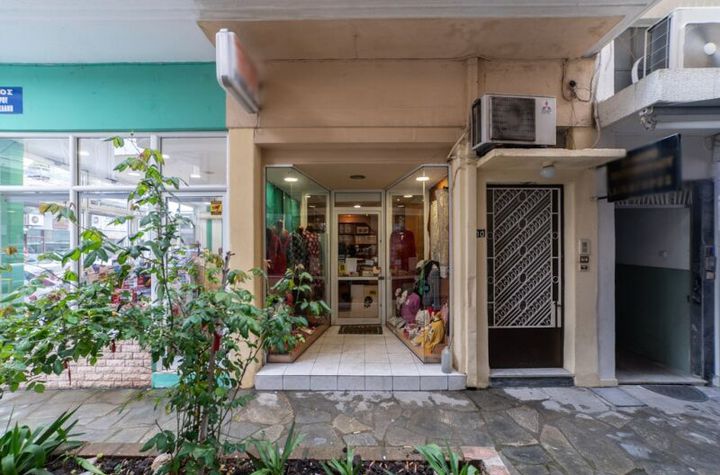 Spațiu comercial 46 mp în Eleftheroupoli (centru) anunturi imobiliare Grecia
