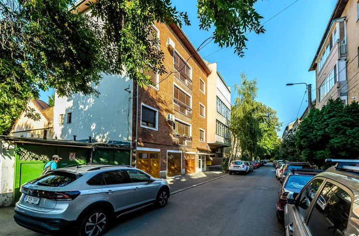 Apartament spațios, 2 camere decomandat, zonă premium Podgoria Arad anunturi imobiliare Arad