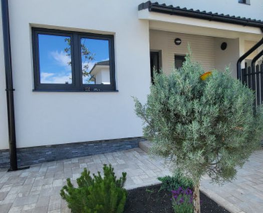 Vilă 5 cam Cisnadie, 106 mp, P+1+M