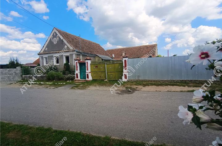 Casă - 4 camere de vanzare PORUMBACU DE SUS - Sibiu anunturi imobiliare Sibiu