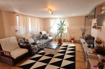 Vilă - 6 camere de vanzare FLORESTI - Cluj anunturi imobiliare Cluj