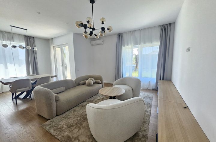 VANZARE VILE DUPLEX, 4 CAMERE ZONA PIPERA LAC! anunturi imobiliare Bucuresti