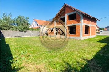 Casă - 3 camere de vanzare CENTRAL - Bihor anunturi imobiliare Bihor