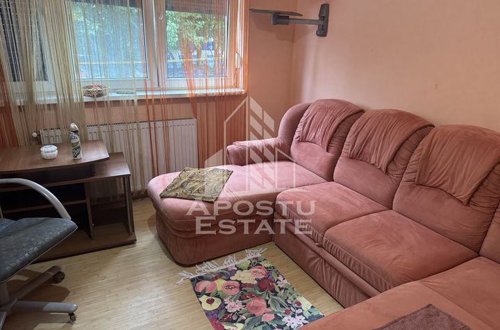 Garsonieră în zona Umt anunturi imobiliare Timis