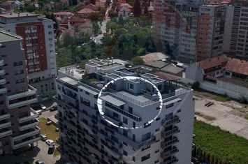 Apartament de lux, de tip penthouse, de vânzare, în zona Semicentral anunturi imobiliare Cluj