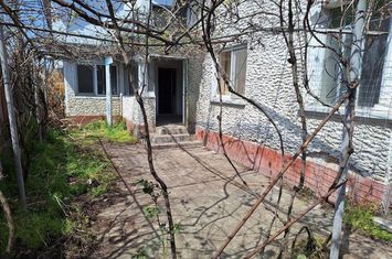 De vanzare casa 103 mp si teren 152 mp Craiova anunturi imobiliare Dolj