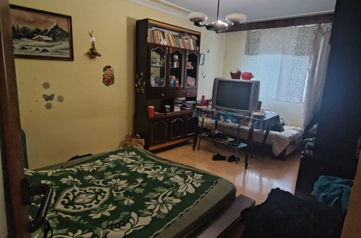 Apartament 3 camere de vanzare IASI - Iasi anunturi imobiliare Iasi