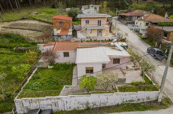 Casă individuală 105 mp în Stathmos Lefkotheas anunturi imobiliare Grecia