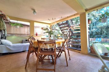 Cabana cu 3 camere, 392 mp teren, 3 Insule anunturi imobiliare Arad