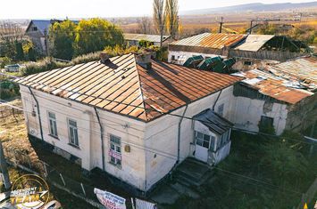 Casă - 5 camere de vanzare VARTESCOIU - Vrancea anunturi imobiliare Vrancea