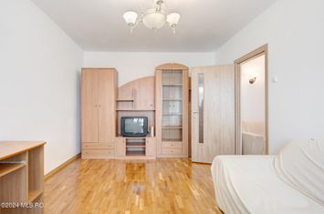 Apartament 2 camere, Titan, zona 1 Decembrie anunturi imobiliare Bucuresti