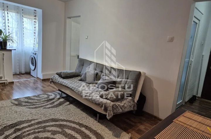 Apartament cu 3 camere, etajul 3,  zona Sagului anunturi imobiliare Timis