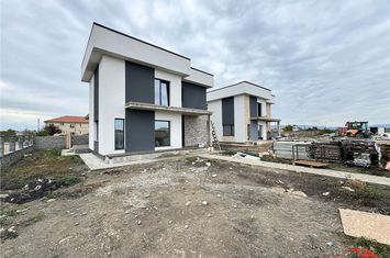 Vilă - 5 camere de vanzare NORD - Vrancea anunturi imobiliare Vrancea