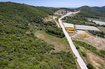Teren 6.059 mp la intrarea în Folia anunturi imobiliare Grecia