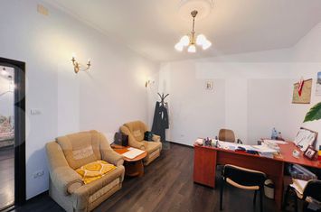 Apartament 2 camere de vanzare ARAD - Arad anunturi imobiliare Arad