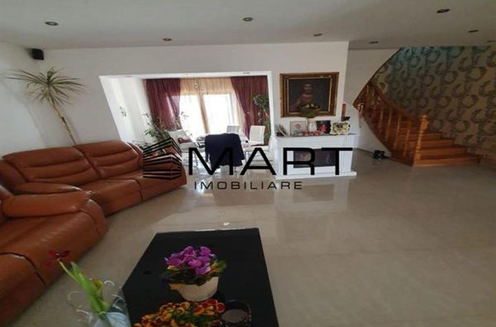 Casă - 9 camere de vanzare TEREZIAN - Sibiu anunturi imobiliare Sibiu