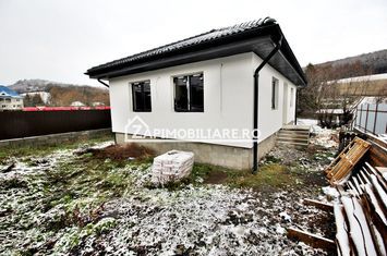 Casa 3 camere, 85mp, 430mp teren, garg,pavaj,0% comision anunturi imobiliare Mures