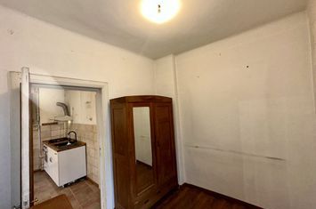 Icoanei - Ghiocei 2 camere in vila la parter 42 mp utili anunturi imobiliare Bucuresti