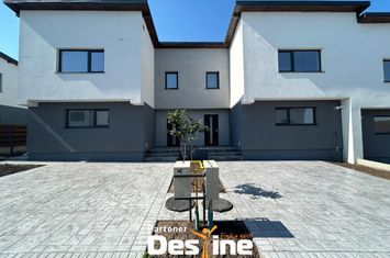 Vilă - 5 camere de vanzare VALEA LUPULUI - Iasi anunturi imobiliare Iasi