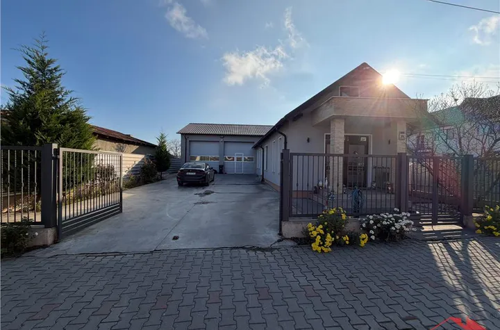 Spațiu comercial de vanzare EXTERIOR EST - Vrancea anunturi imobiliare Vrancea