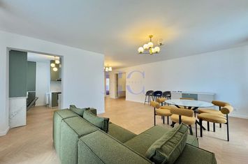 Apartament 4 camere de vanzare MIHAI VITEAZU - Sibiu anunturi imobiliare Sibiu
