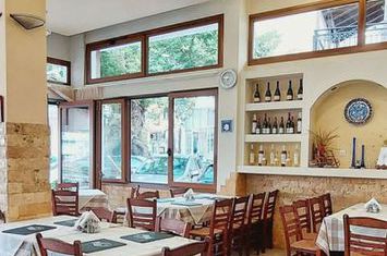 Restaurant de familie în centrul Limenas, Thassos anunturi imobiliare Grecia