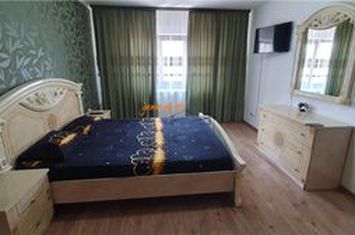 Apartament 2 camere de vanzare ULTRACENTRAL - Vrancea anunturi imobiliare Vrancea