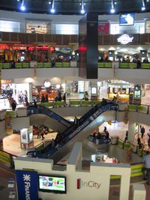 Bucureşti Mall şi Plaza Romania, executate silit