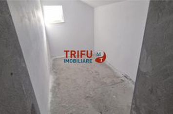 Casă - 4 camere de vanzare CENTRAL - Alba anunturi imobiliare Alba