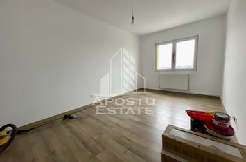 Apartament cu 3 camere, centrala proprie, zona Girocului anunturi imobiliare Timis