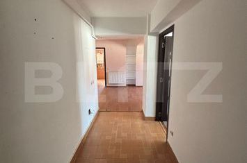 Apartament 3 camere de vanzare SUCEAVA - Suceava anunturi imobiliare Suceava