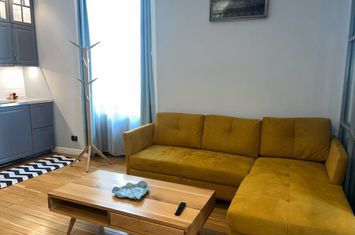 Apartament superb, cladire istorica sec XIX Centrul istoric anunturi imobiliare Cluj