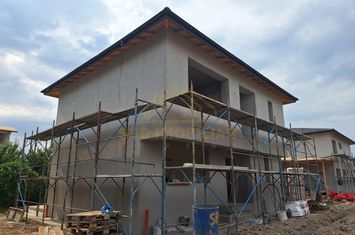 METROU BERCENI-CASA INDIVIDUALA P+1+POD-4 CAM,TEREN 350 MP anunturi imobiliare Bucuresti